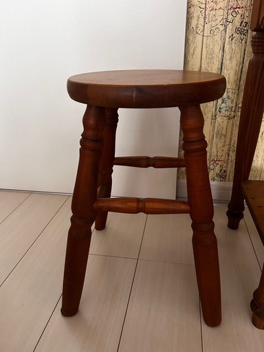 カントリー家具　テーブルと椅子セット