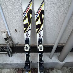 子供Salomonスキー板　110cmの画像
