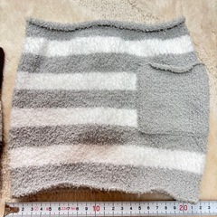 寒さ対策で腹巻きと手袋の画像