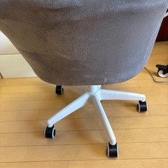 チェアー
の画像