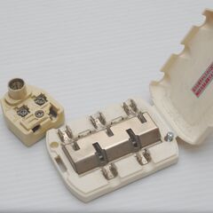 ☆ジャンク分配器☆マスプロ　MESEV　DXアンテナ　CSの画像