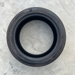 組み換え無料中古タイヤ245/45R19 98W ブリヂストンレグノGR-X2の画像