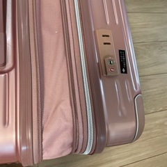 スーツケースの画像