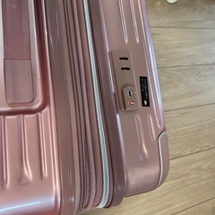 スーツケースの画像