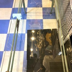 【 ガラステーブル 】 アンティーク調 テーブル 草柄 ボタニカル おしゃれ イタリア製 グリーン×ゴールド 淡緑 幅120×縦60×高さ48センチ 【引き取り限定】の画像