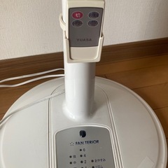 扇風機　YUASA 2012年製　リモコンつき付きの画像