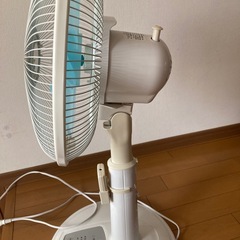 扇風機　YUASA 2012年製　リモコンつき付きの画像