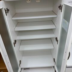 リユースのサカイ栃木店★ジモティ割あり★ NITORI 食器棚　コパン60 ホワイト W58.5×D39.5×H180 クリーニング済み TC10946の画像