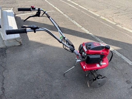 商談中　
HONDA   耕運機