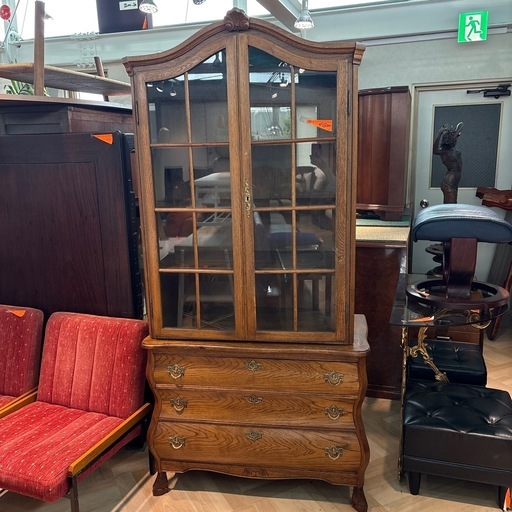 アンティーク　カップボード　鍵付き