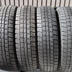 工賃込み　２０２４年製ダンロップ製冬タイヤ　１７５／６５Ｒ１５　４本セットの画像