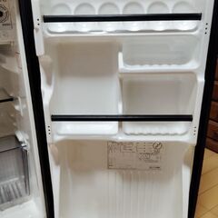 譲渡完了　小型冷蔵庫　可動品の画像