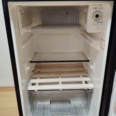 譲渡完了　小型冷蔵庫　可動品の画像