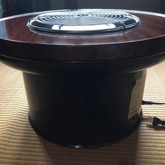 レア 中古 TOYOTOMI トヨヒータ 電気火鉢 E1H-607形の画像