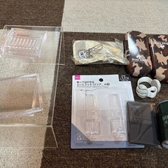 断捨離品（山崎実業カーペットクリーナースタンド など）の画像
