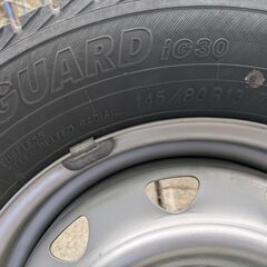 スタッドレスタイヤ・ホイール【145/80R13】4本の画像