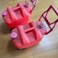 キャスター付き灯油缶20リットルの画像