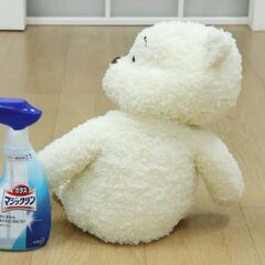 ぬいぐるみ　Disney（ディズニー）　クマのプーさん　横向き　横26㎝×奥行き20㎝×高さ34㎝　中古品の画像