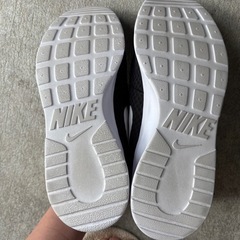 NIKE ランニングシューズ
の画像