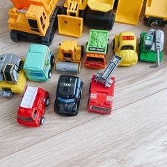 ミニカー はたらくくるま まとめ売りの画像