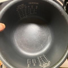 募集終了　炊飯器　HITACHI 5.5合の画像
