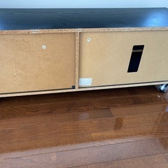 テレビ台の画像