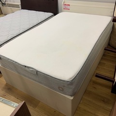 セミダブルベット　収納付きの画像