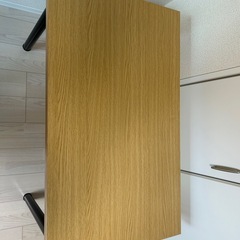 パソコンデスク（ニトリ）の画像