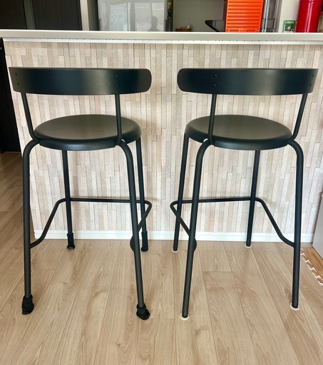 【ほぼ新品未使用】IKEAカウンターチェア(YNGVAR) ２個