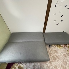 ソファーの画像