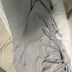 ニトリ　温度調整ベッドパッド　シングル　 Nフィットシーツグレーボックスシーツ付の画像
