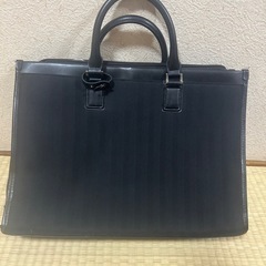 ビジネスカバンの画像