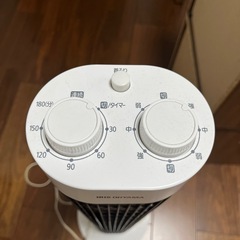 アイリスオーヤマ　タワー扇風機の画像