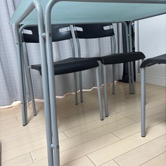 IKEA ガラスダイニングテーブル
セットの画像