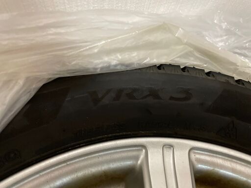 スタッドレスタイヤ　ブリヂストン　BLIZZAK　ブリザック　VRX3