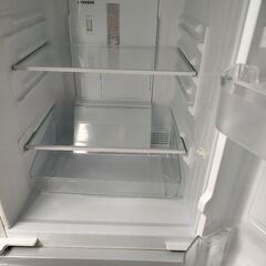 保証付✩現品のみ！格安☆2ドア冷蔵庫☆137L☆近郊配達致します！の画像