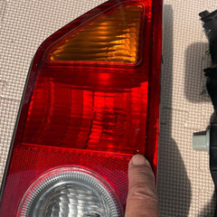 ダイハツ　ネイキッドの純正テールランプ テールライト 左右セットです！の画像
