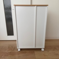 ニトリ　トイレ収納の画像