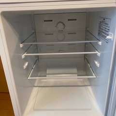 Hisense ノンフロン冷凍冷蔵庫　HR-D13E2Wの画像