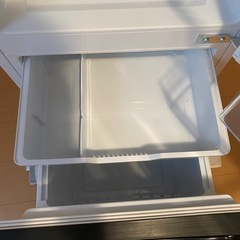 Hisense ノンフロン冷凍冷蔵庫　HR-D13E2Wの画像