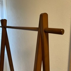 【びひん美品】ハンガーラックの画像