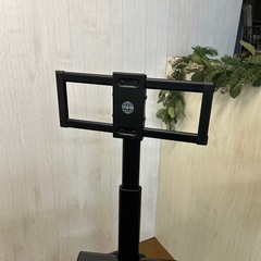 テレビスタンドの画像