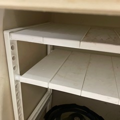 【決定済】無料　シンク下　収納棚　可動の画像