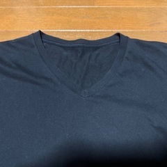 ユニクロ　UNIQLO ドライカラーVネックTシャツ　ブラック　半袖　黒の画像