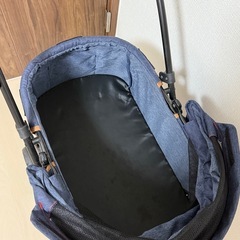 ネイビー ペットカート メッシュ窓付きの画像
