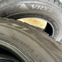 (お取り引き中です)無料です 2020年製 VRX2 スタッドレス 195/65R16  ライズ　BRIDGESTONE の画像