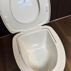 未使用品　IRISポータブルトイレ　TP420の画像