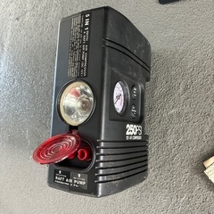 コンパクトエアーコンプレッサーの画像