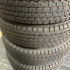145/80r12 ブリヂストン スタッドレス　ホイール付きの画像