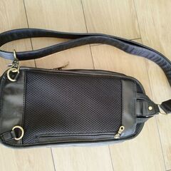 【極美品】ショルダーバッグ　鞄　バッグ　の画像